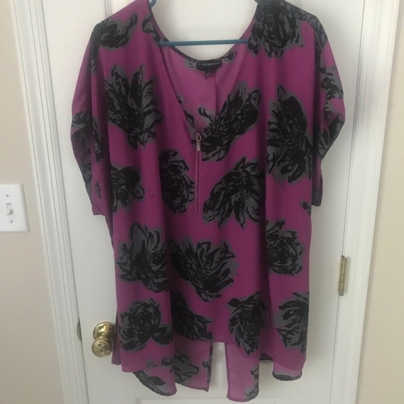 Lane Bryant Tops - Lane Bryant Outlet top size 26/28 UPDATED